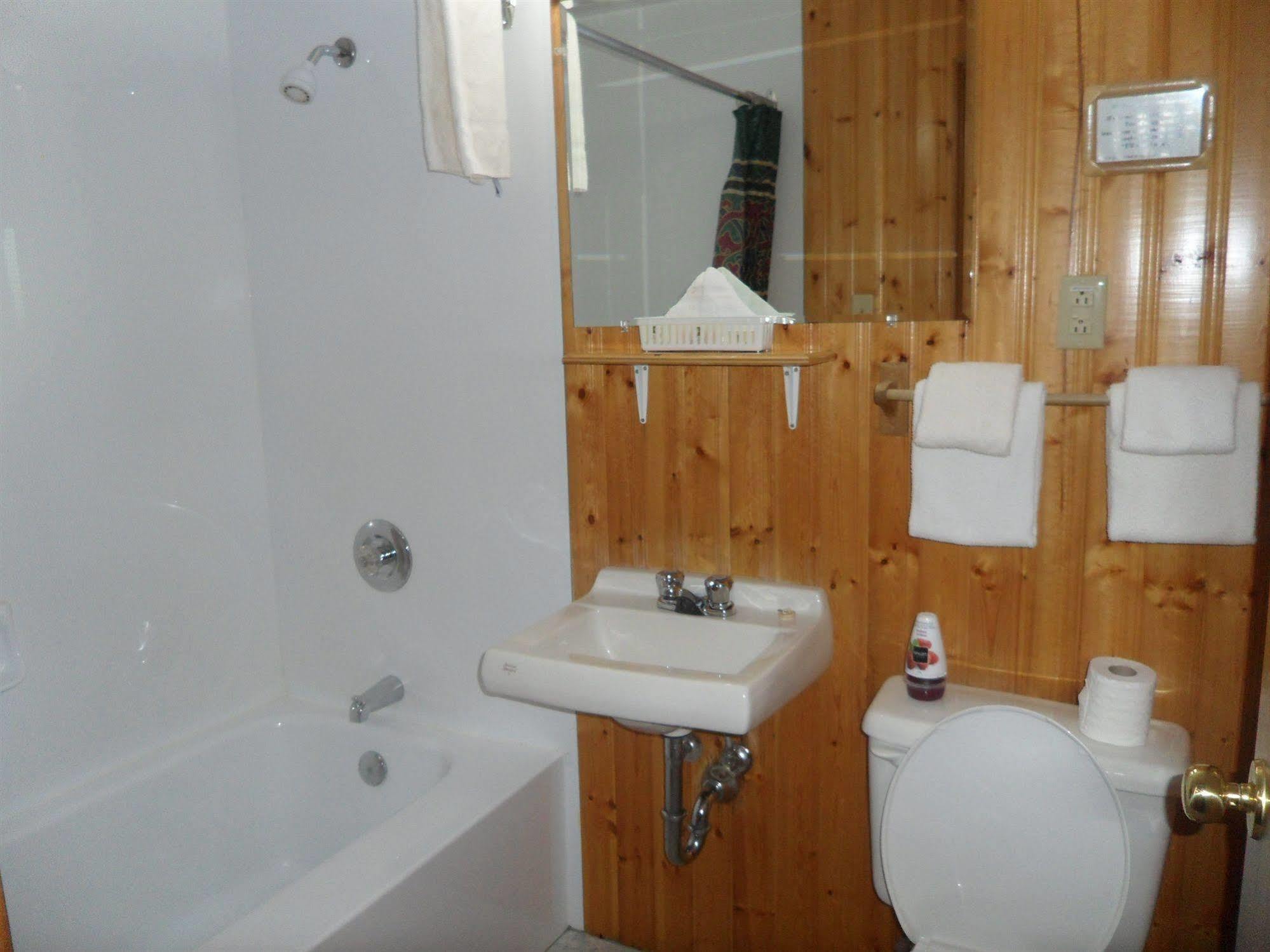 Hillcrest Motel Saint John Buitenkant foto